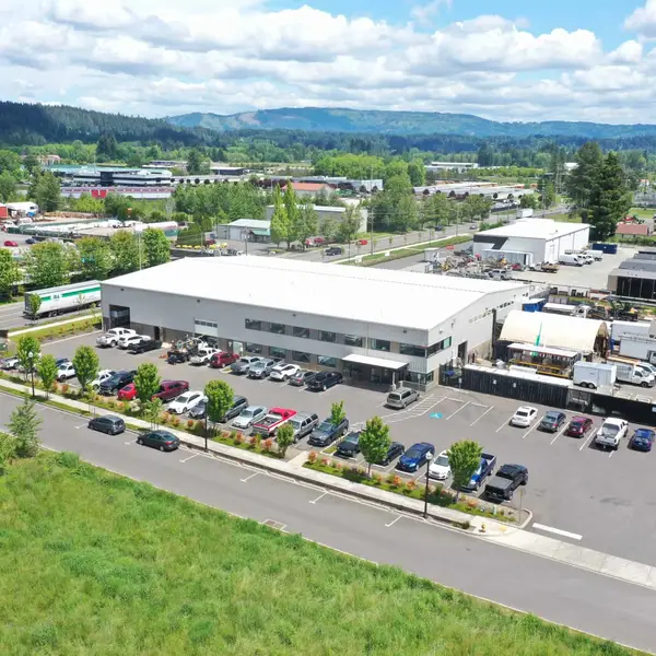 Wider aerial of the Wolf factory and the buildings around it