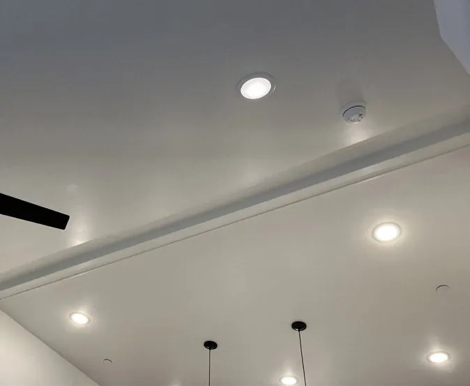Drywall-wrapped ridge beam