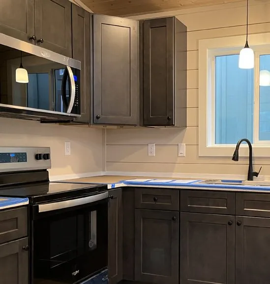 Kitchen with Oxford cinder cabinets