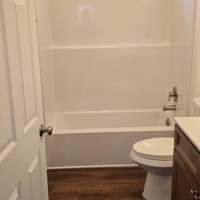 Second bathroom in a Wolf Model I home