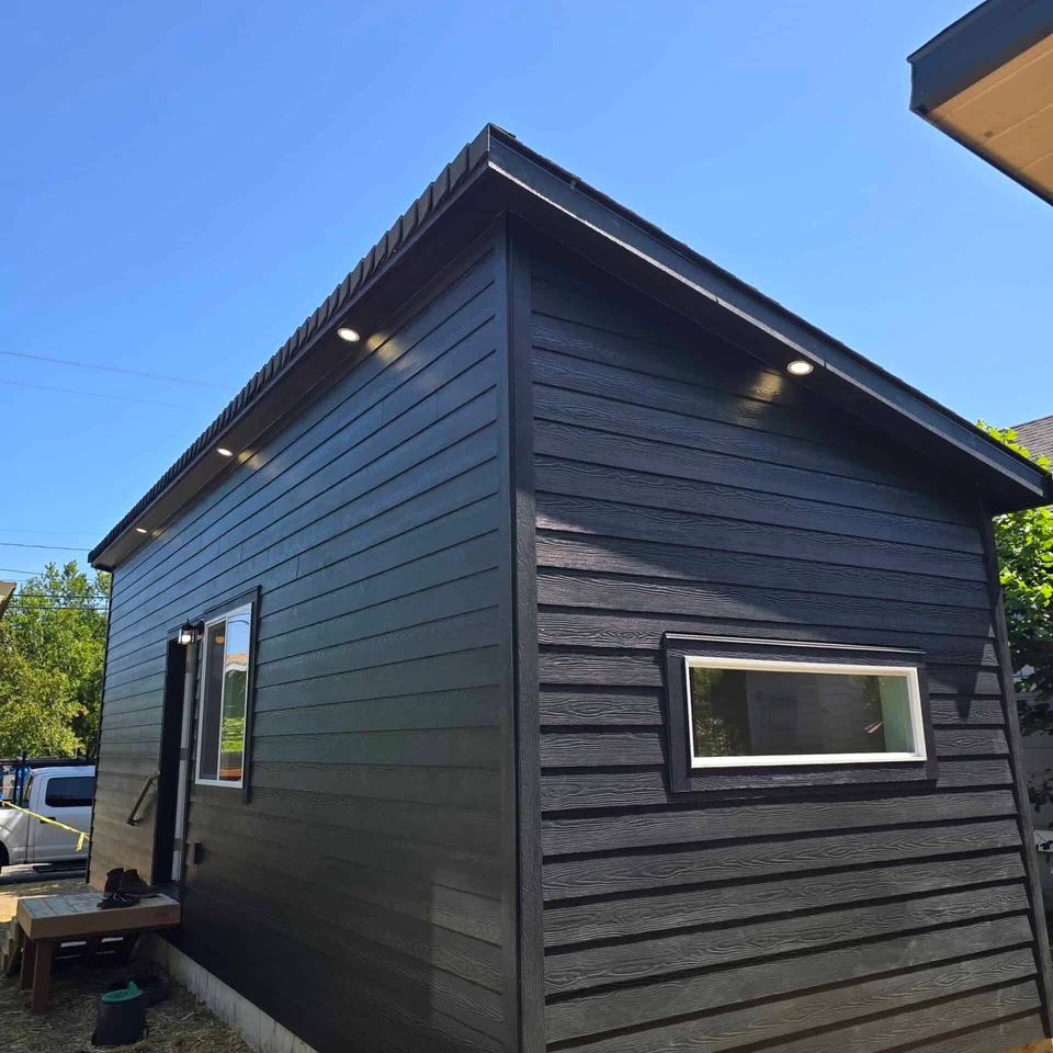 Yard End of Wolf Model B home in Portland