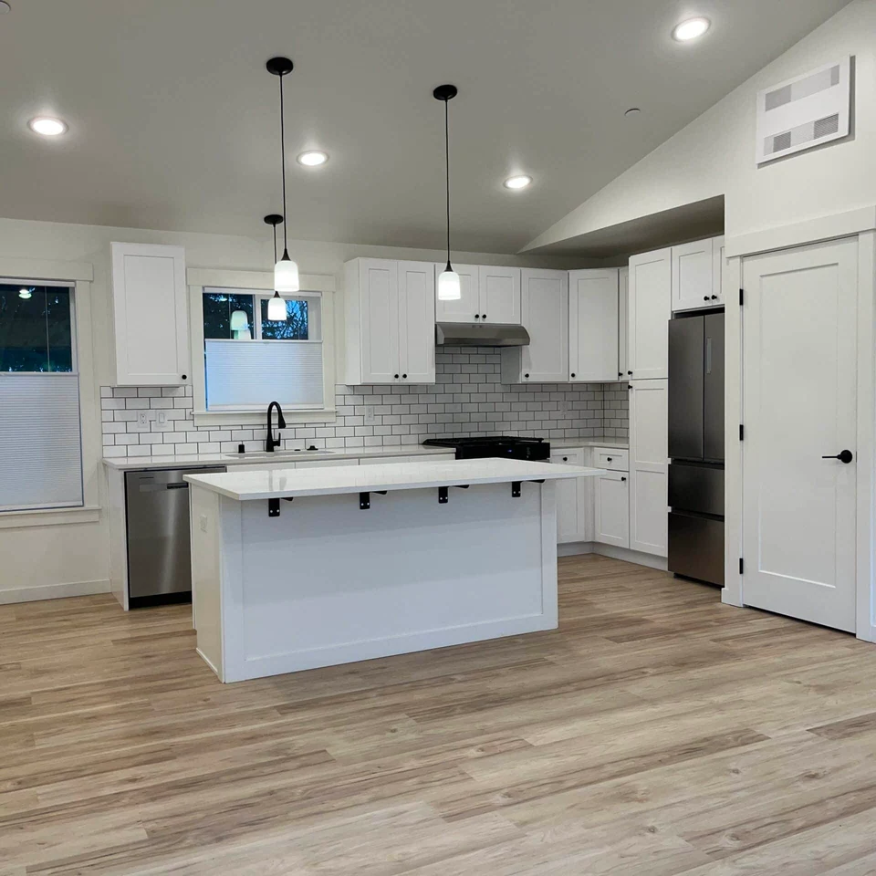 Wolf Model J home kitchen