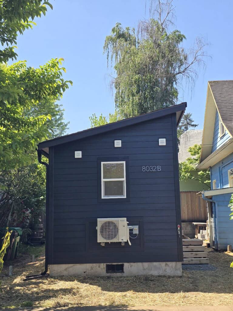 Wolf Model B home in Portland from street.